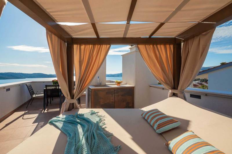 Vila Dare to Dream s Bazenom Trogir