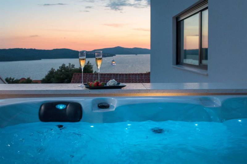 Vila Dare to Dream s Bazenom Trogir