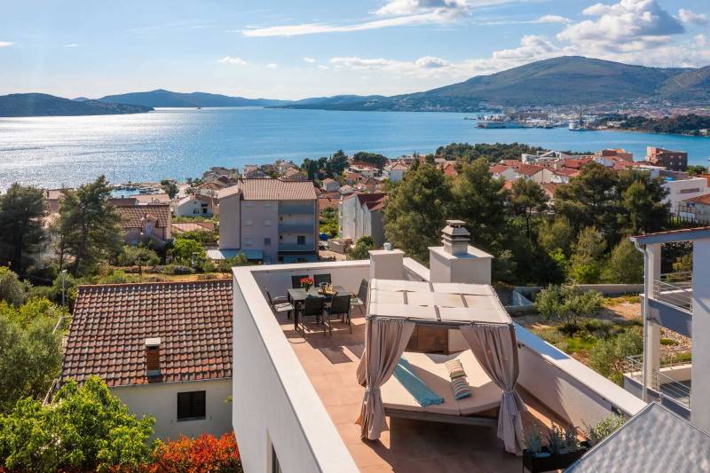 Vila Dare to Dream s Bazenom Trogir