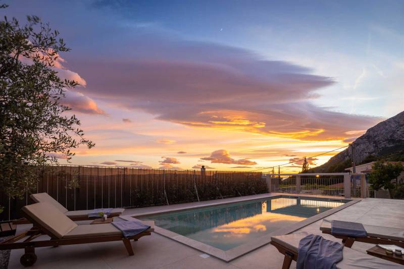 Villa Lumière with Pool Makarska