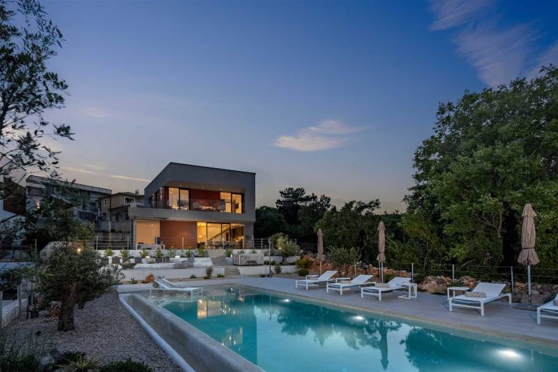 Luxury Villa Vaelia with Pool