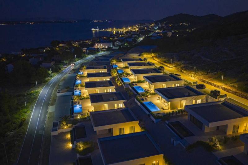 Luksusowa Willa Pasman Topaz z Basenem Pašman