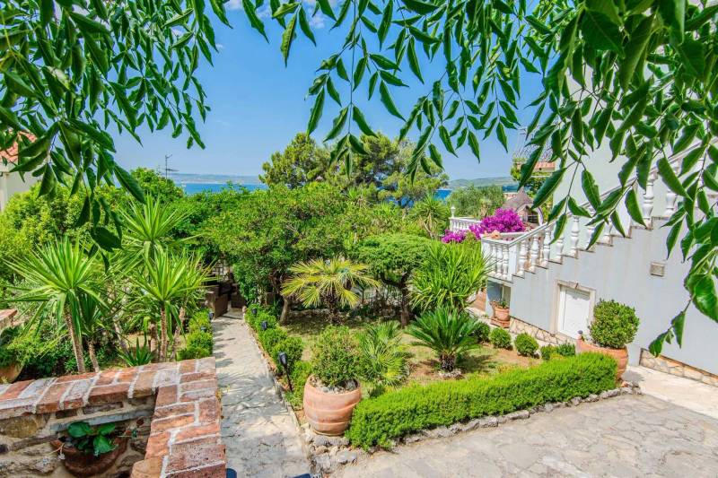 Holiday Home Fleurencia z Basenem Zadar