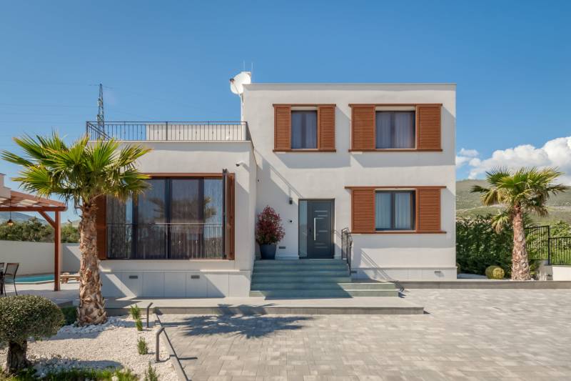 Vila Modea s Grijanim Bazenom Trogir