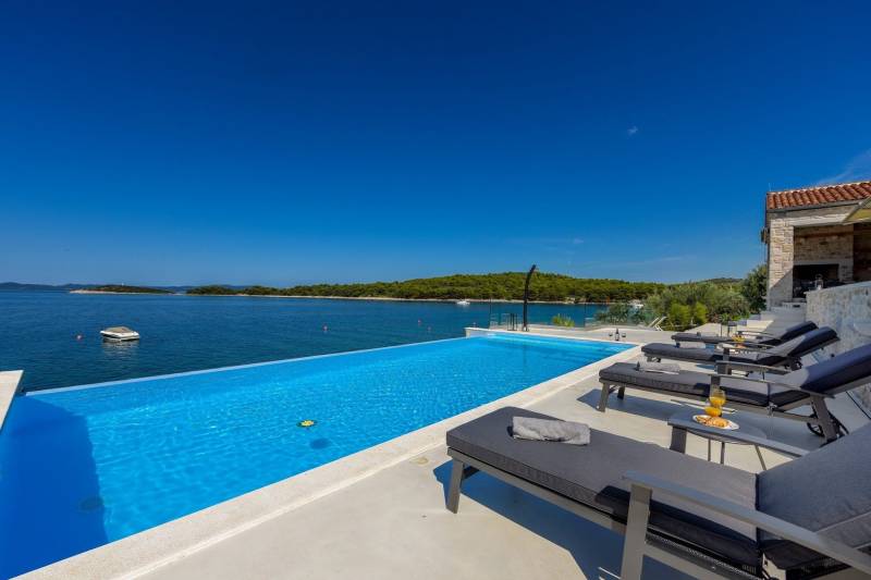 Luksusowa Willa Aqua Vision z Basenem Pašman