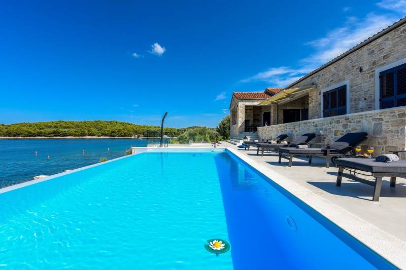 Luksusowa Willa Aqua Vision z Basenem Pašman