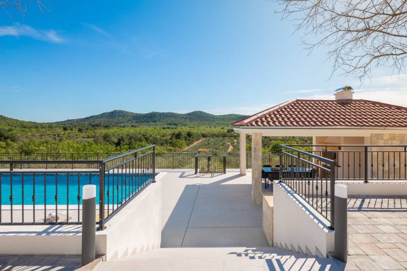 Villa Olivella mit beheiztem Pool Šibenik