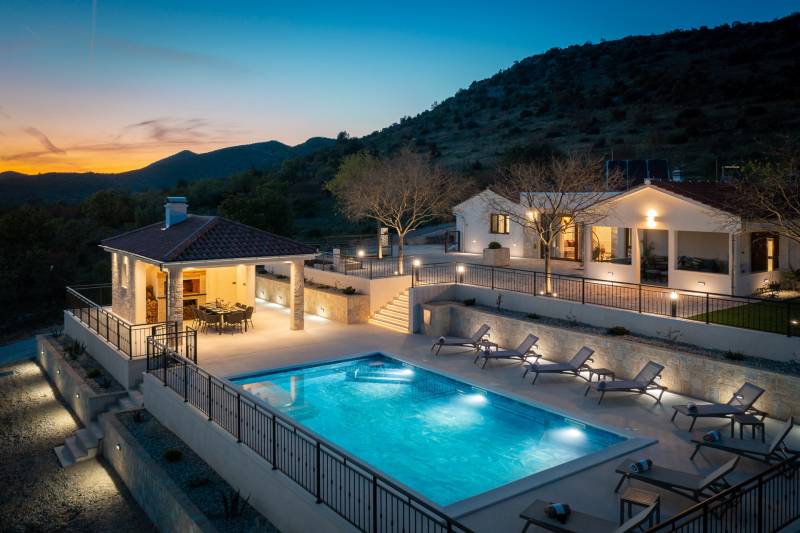 Villa Olivella mit beheiztem Pool Šibenik