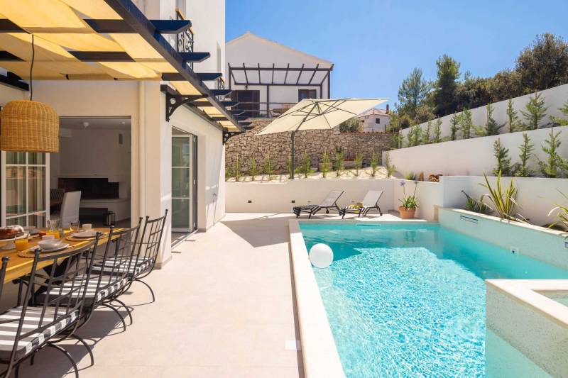 Luxury Villa Lira Verde with Pool Primošten