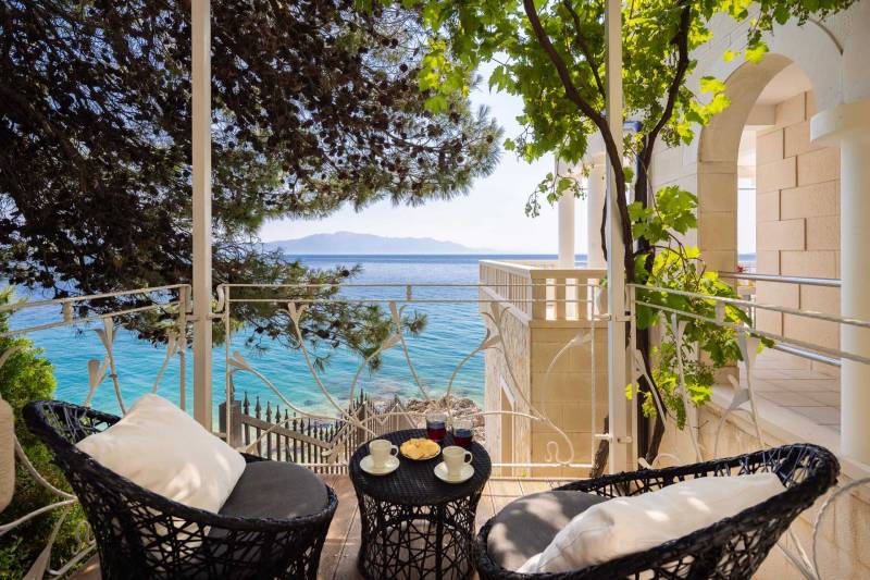 Villa Shades of Summer am Strand Makarska
