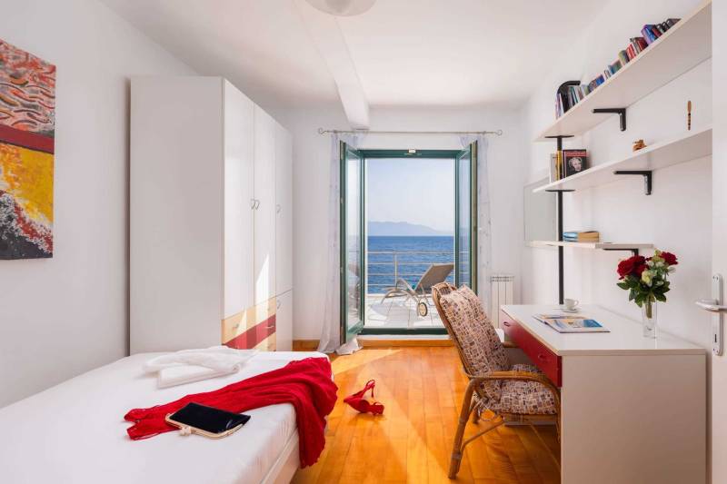 Villa Shades of Summer am Strand Makarska