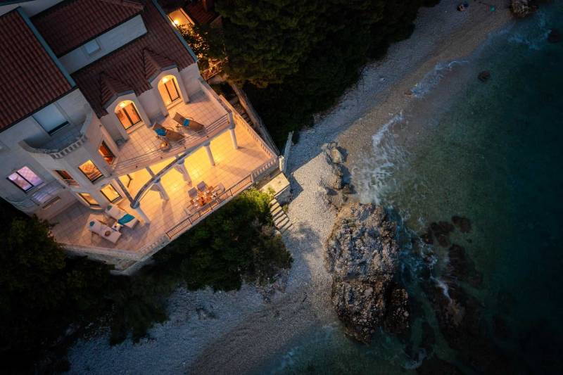 Villa Shades of Summer am Strand Makarska