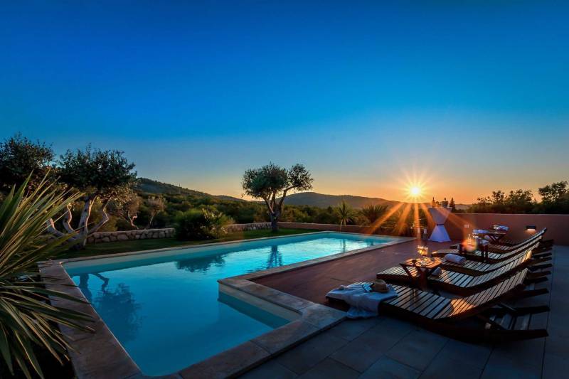 Luxury Villa Antoneta with Pool