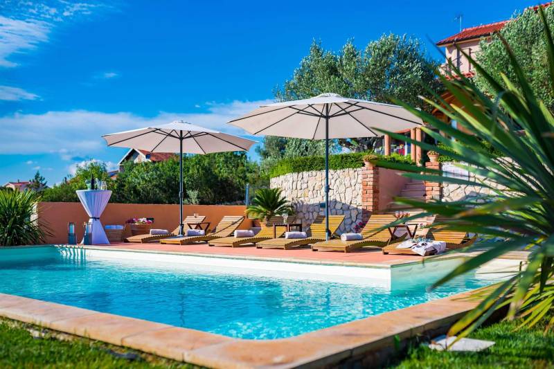 Luksuzna Vila Antoneta s Bazenom Šibenik