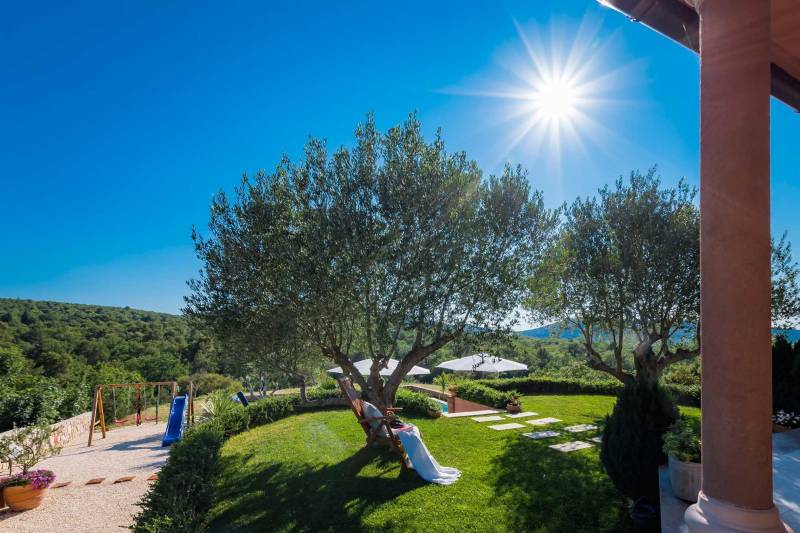 Luksuzna Vila Antoneta s Bazenom Šibenik