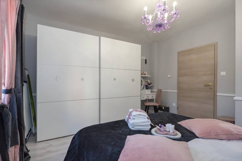 Luksuzna Vila Antoneta s Bazenom Šibenik