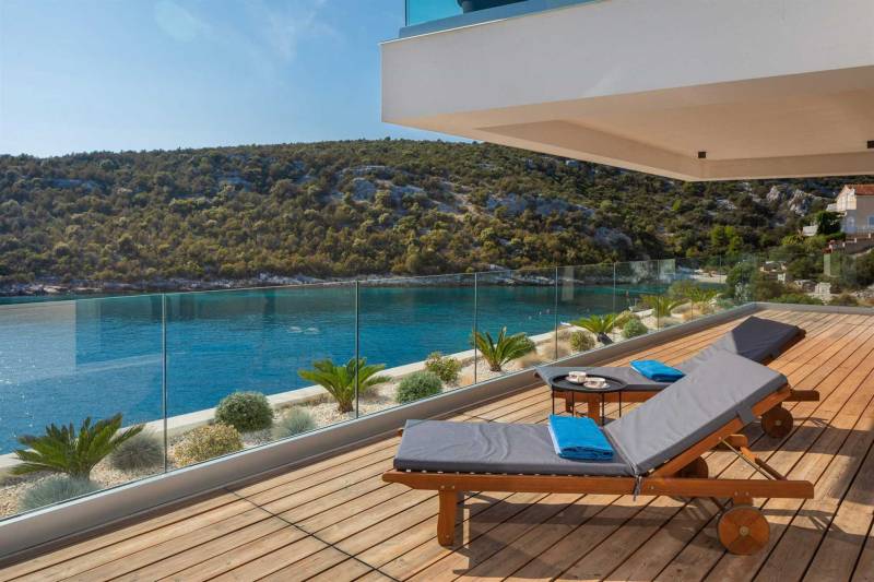 Vila Eleganza na Plaži s Bazenom Trogir