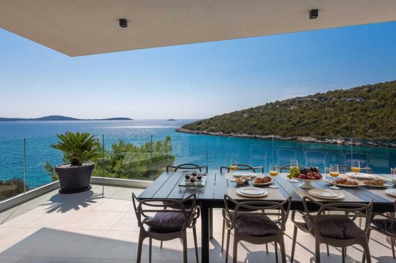 Vila Eleganza na Plaži s Bazenom Trogir