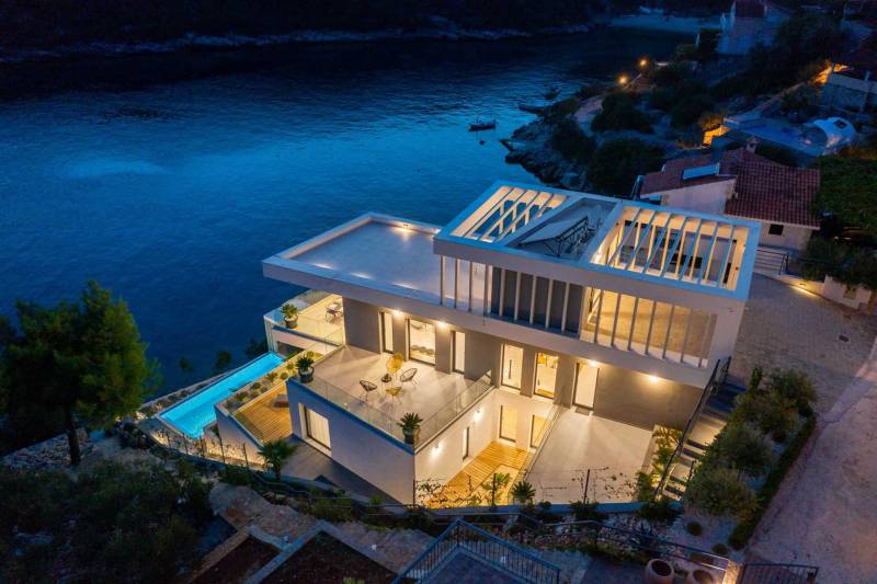 Vila Eleganza na Plaži s Bazenom Trogir