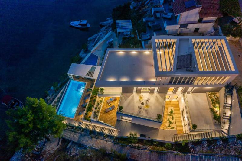Vila Eleganza na Plaži s Bazenom Trogir