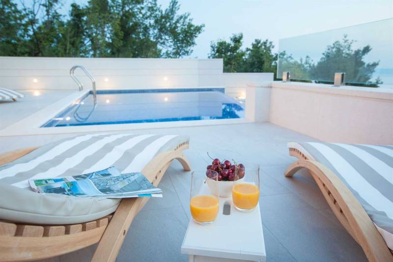 Villa Nature Beauty with Heated Pool Makarska