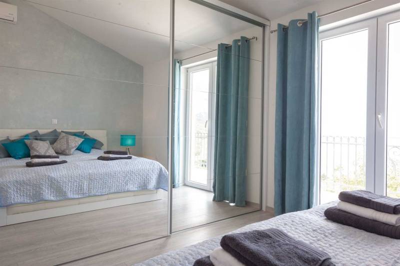 Villa Nature Beauty with Heated Pool Makarska