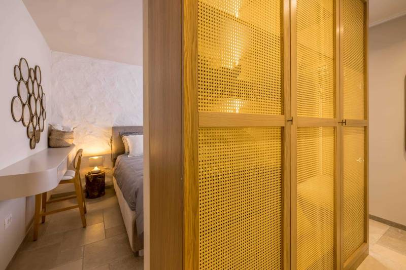 Beachfront Villa Stellar Sea with Pool Omiš