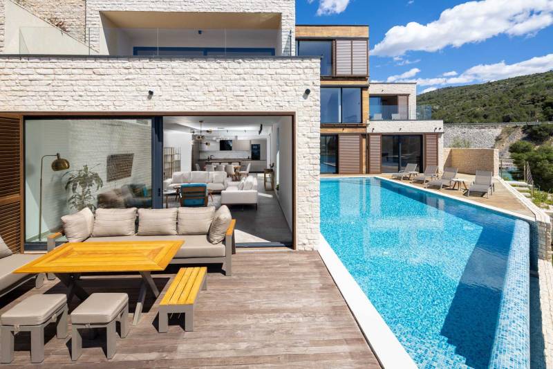 Vila Flora Mare II s Bazenom Primošten