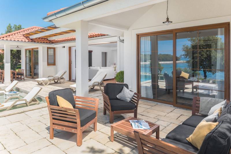 Strandvilla Poeta med Basseng Rovinj