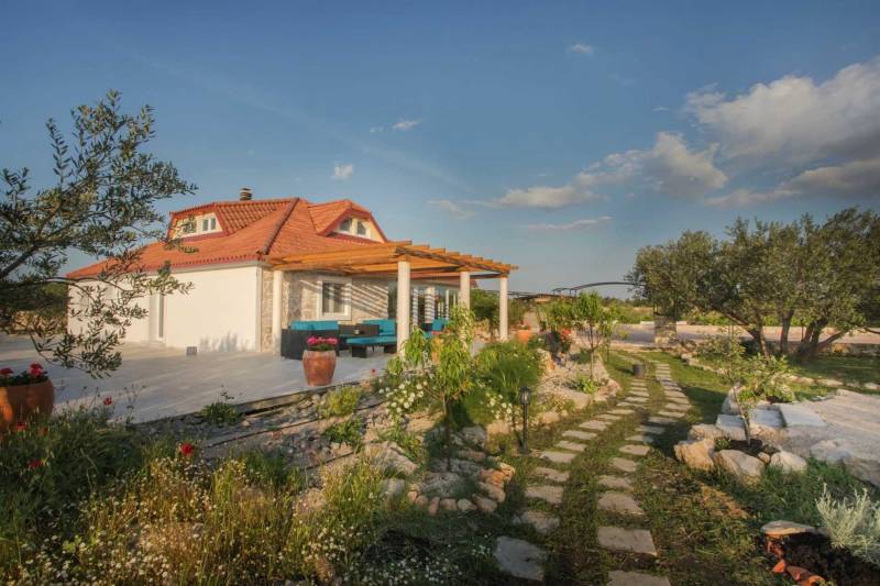 Willa Red Hacienda z Basenem Šibenik