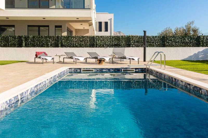 Luxury Villa Prime Luna with Heated Pool Split