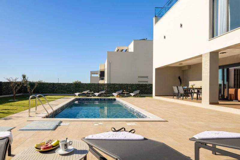 Luxury Villa Prime Luna with Heated Pool Split