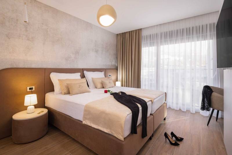 Luxury Villa Prime Luna with Heated Pool Split
