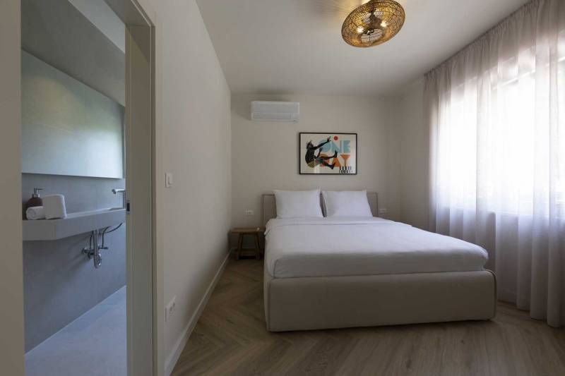 Willa Mirai z Basenem Trogir