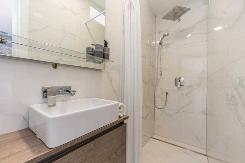 Villa White Meridian mit Pool Pag