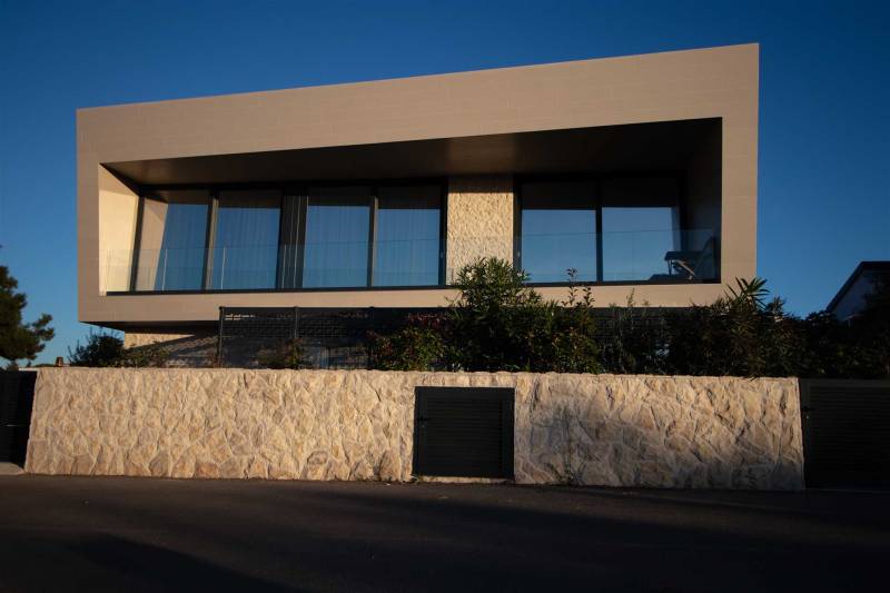 Villa White Meridian mit Pool Pag