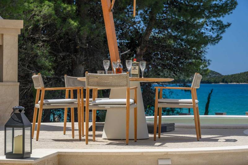 Vila Adriatic Z uz Plažu s Bazenom Šibenik