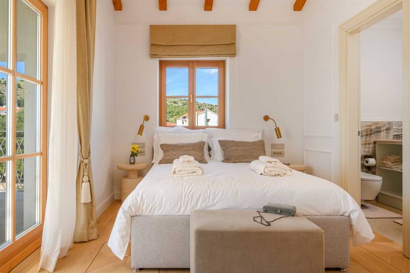 Vila Adriatic Z uz Plažu s Bazenom Šibenik