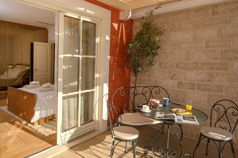Vila Adriatic Z uz Plažu s Bazenom Šibenik