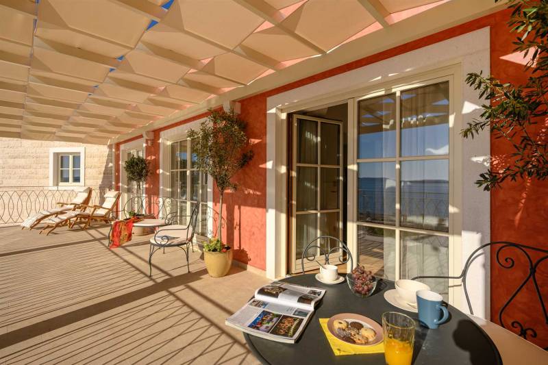 Vila Adriatic Z uz Plažu s Bazenom Šibenik