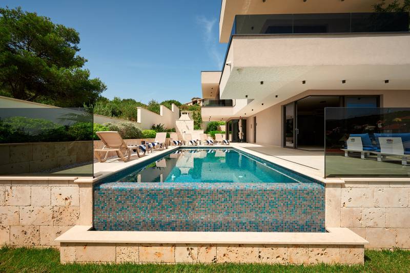 Luksusowa Willa Posh Plum z Basenem Trogir