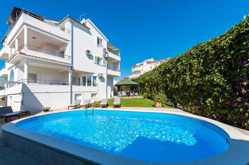 Apartment Arausa mit Pool I Šibenik