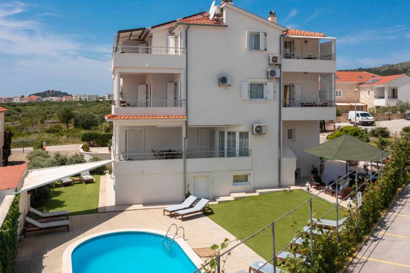 Apartment Arausa mit Pool I Šibenik