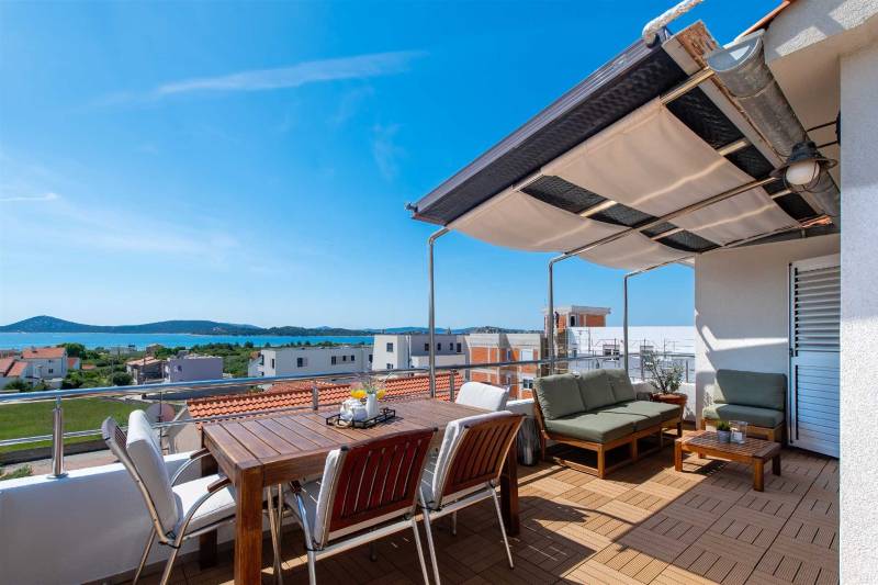 Apartman Arausa s bazenom IX Šibenik