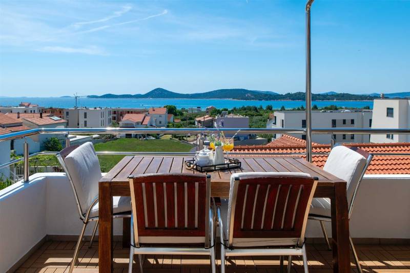 Apartman Arausa s bazenom IX Šibenik