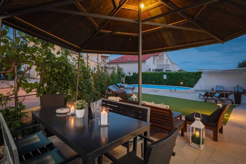 Apartman Arausa s bazenom IX Šibenik
