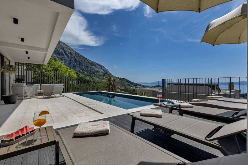 Luxury Villa Freya with Pool Makarska