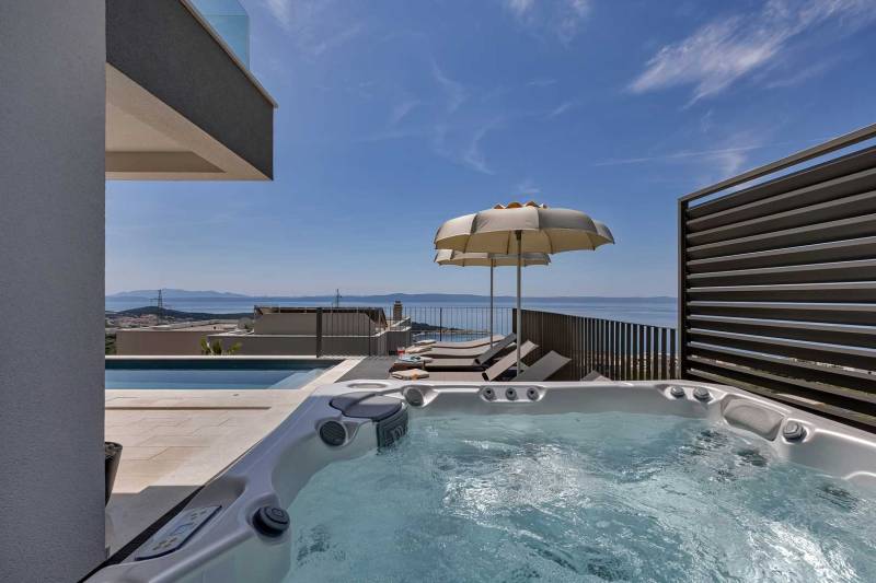 Luxury Villa Freya with Pool Makarska
