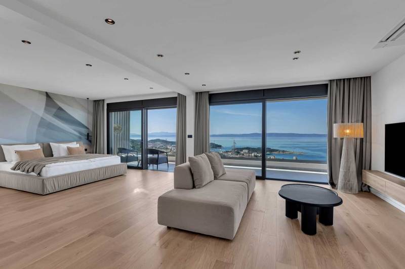 Luxury Villa Freya with Pool Makarska
