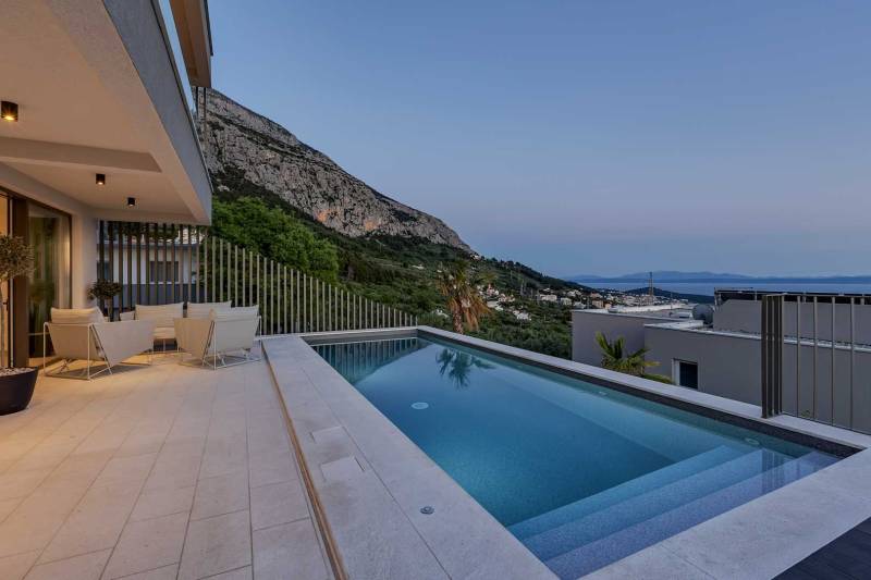 Luxury Villa Freya with Pool Makarska